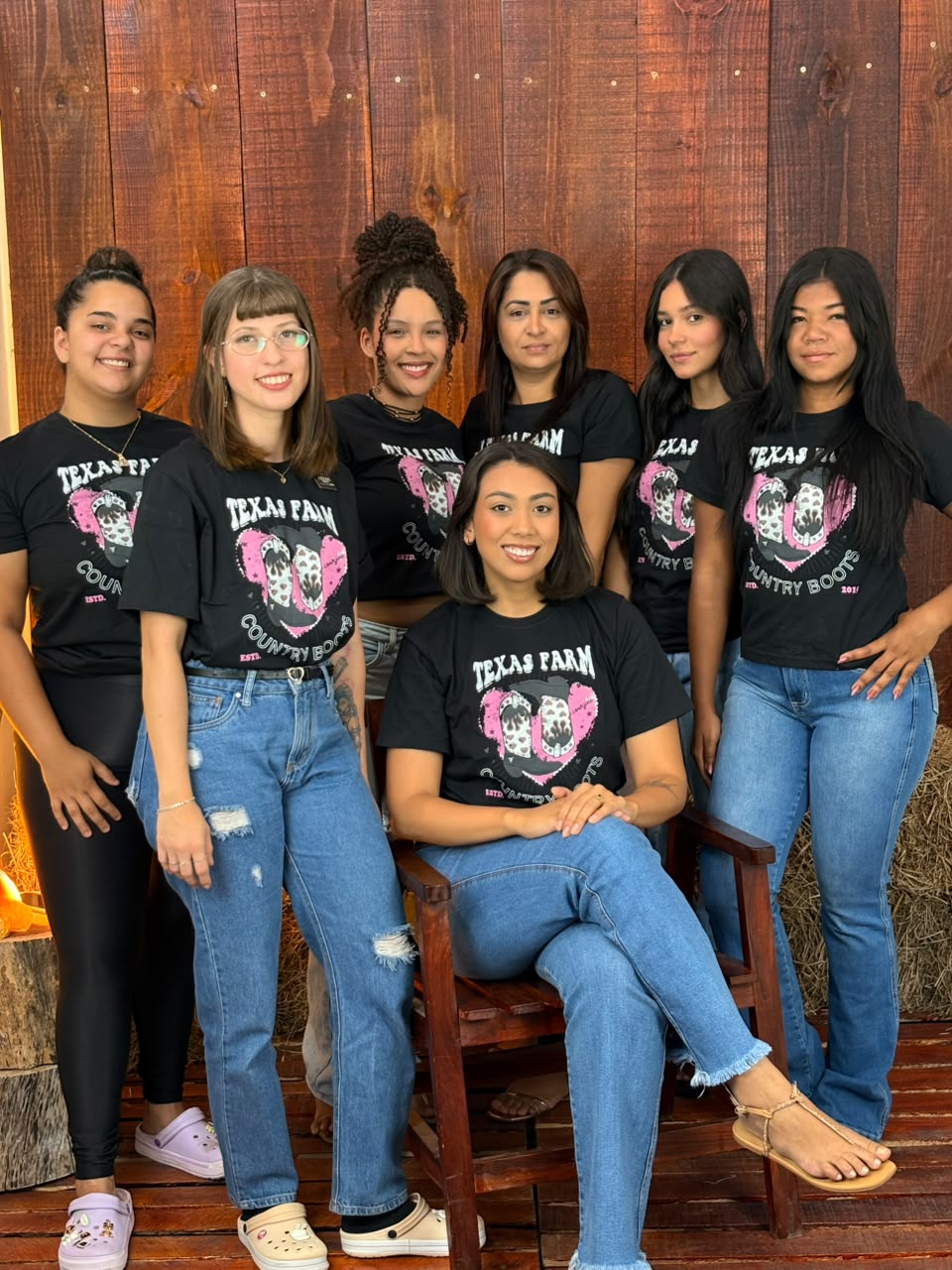 Equipe da SE Multimarcas em ambiente country